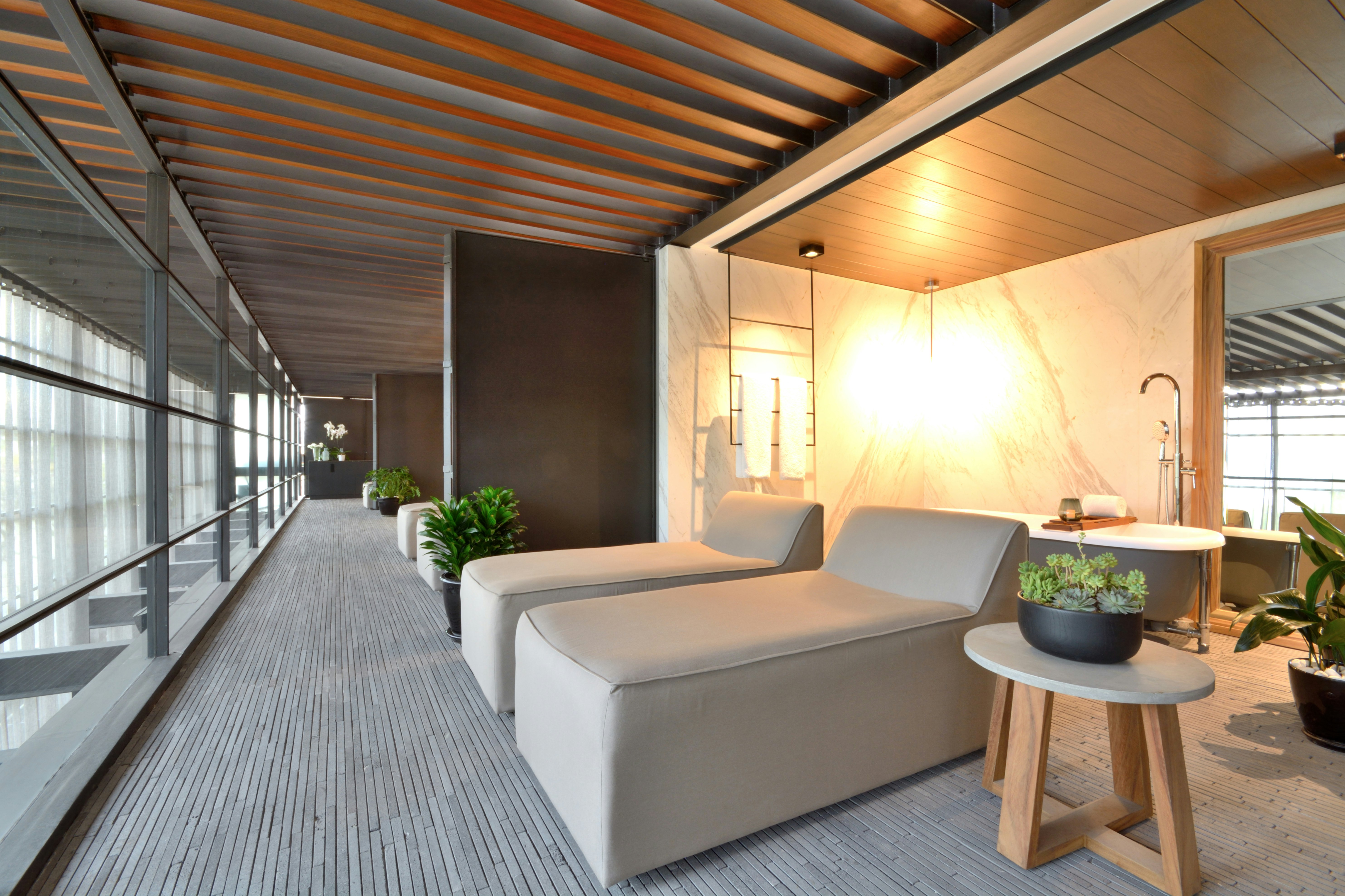 Roof Top, Suite