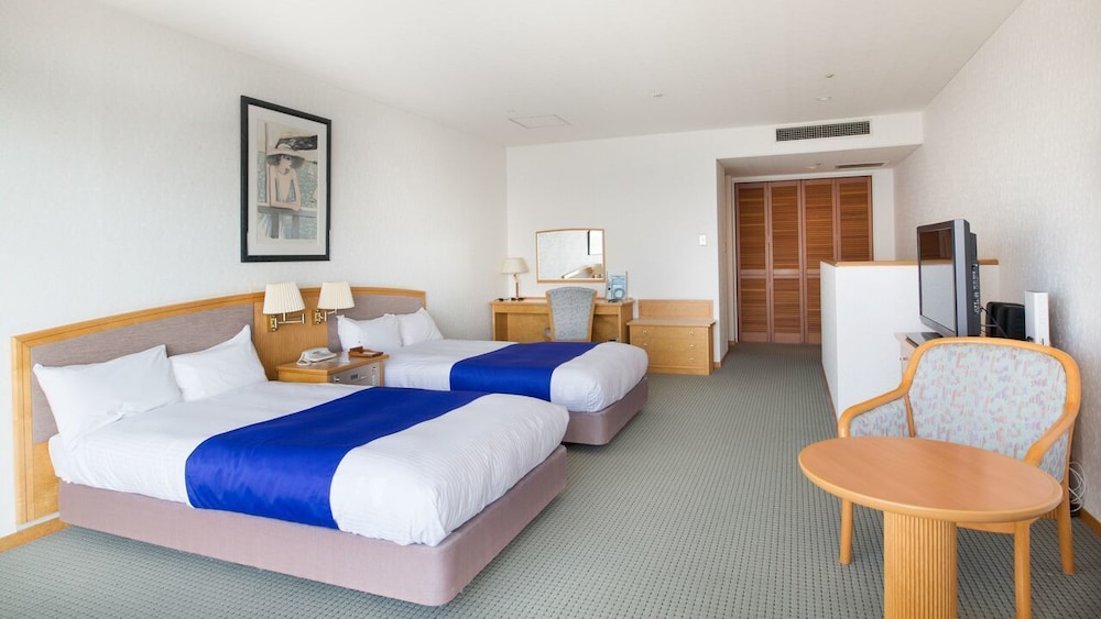 HOTEL LIMANI 16/64