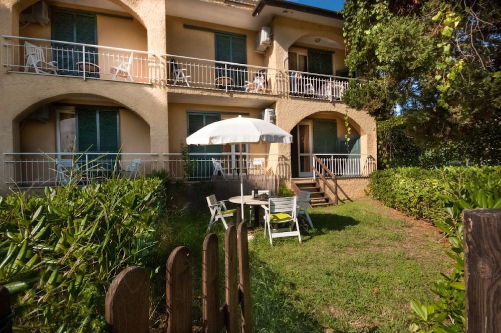 Residence Golfo Della Lacona 6/62