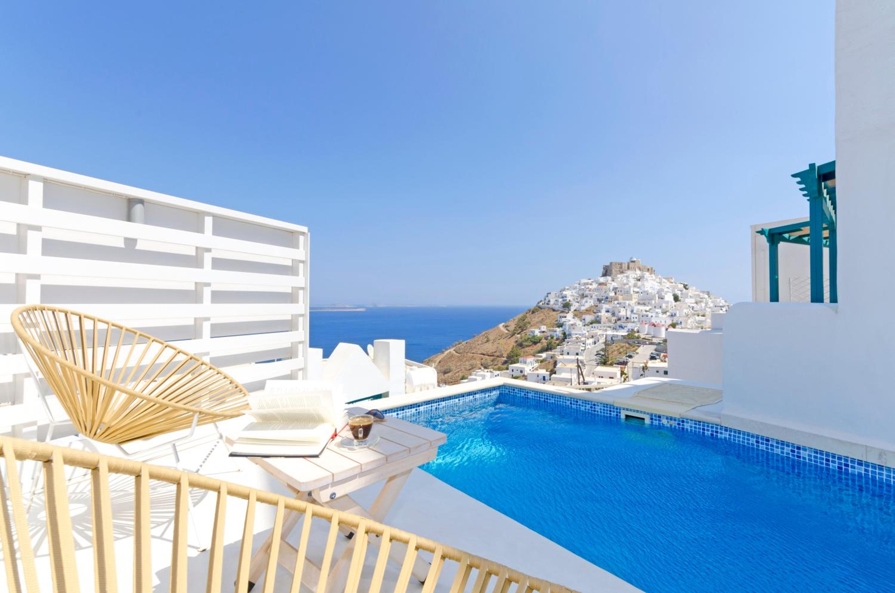 Astypalaia Palace Hotel 92/98