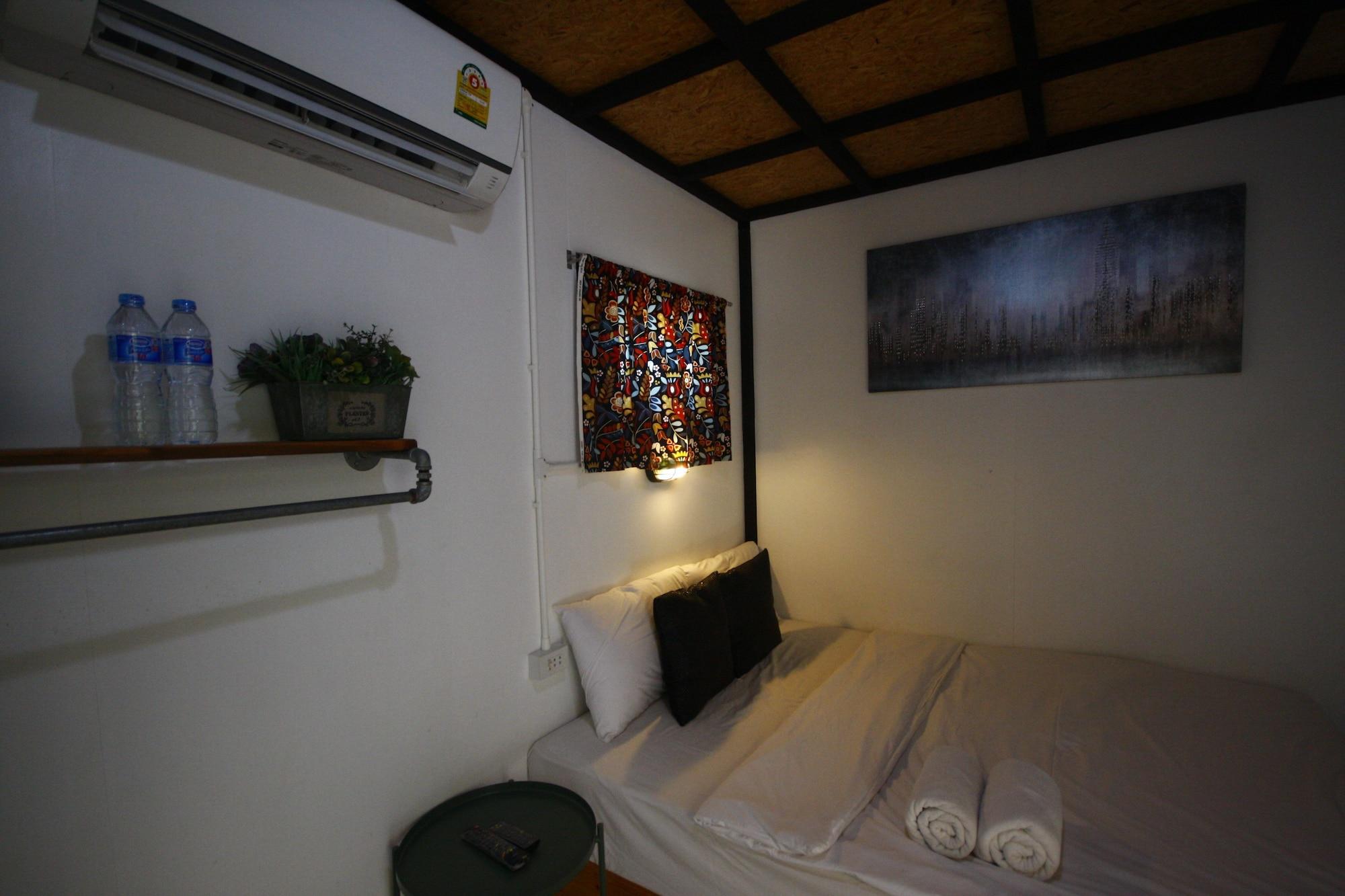 Sweet Box Bed And Breakfast 13/67