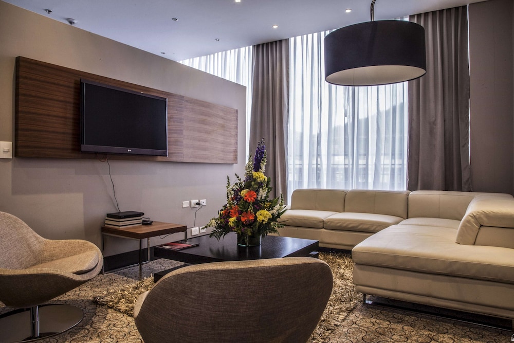 DoubleTree by Hilton Hotel Bogota Parque 93 33/43
