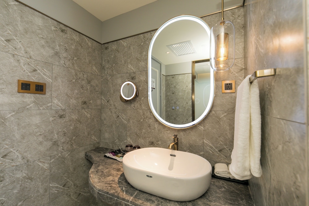غرفة قياسية بسرير كينج، Mercure Hohhot Downtown 4/4