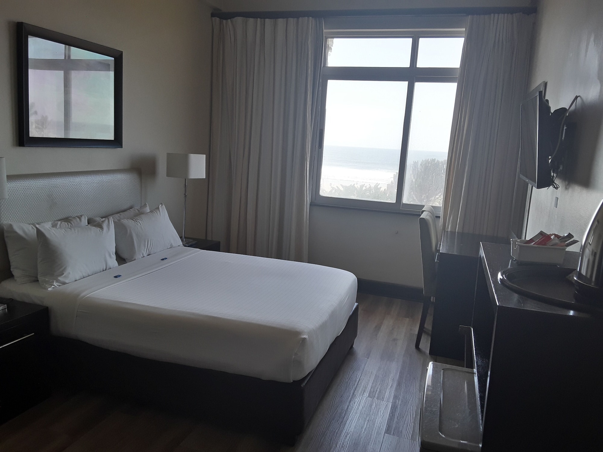 1 BEDROOM, DOUBLE BED, OCEAN VIEW