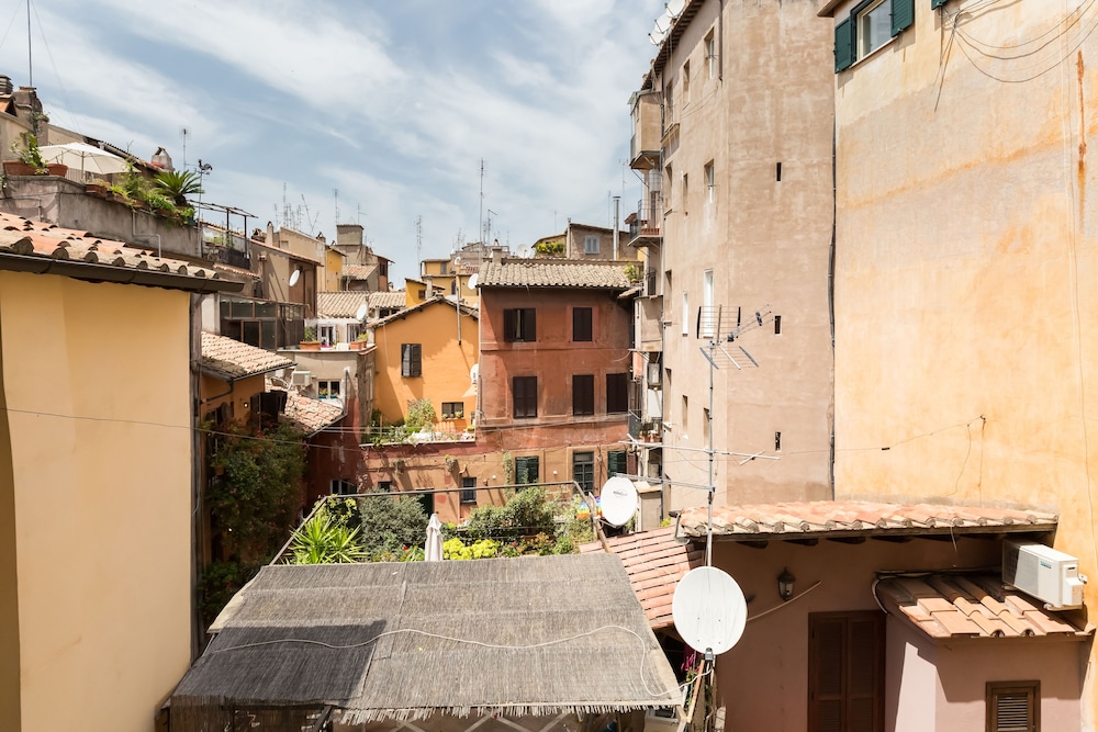 Pellegrino Campo de Fiori Suite 18/23