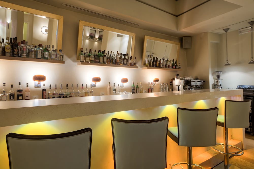 O and B Athens Boutique Hotel 30/50