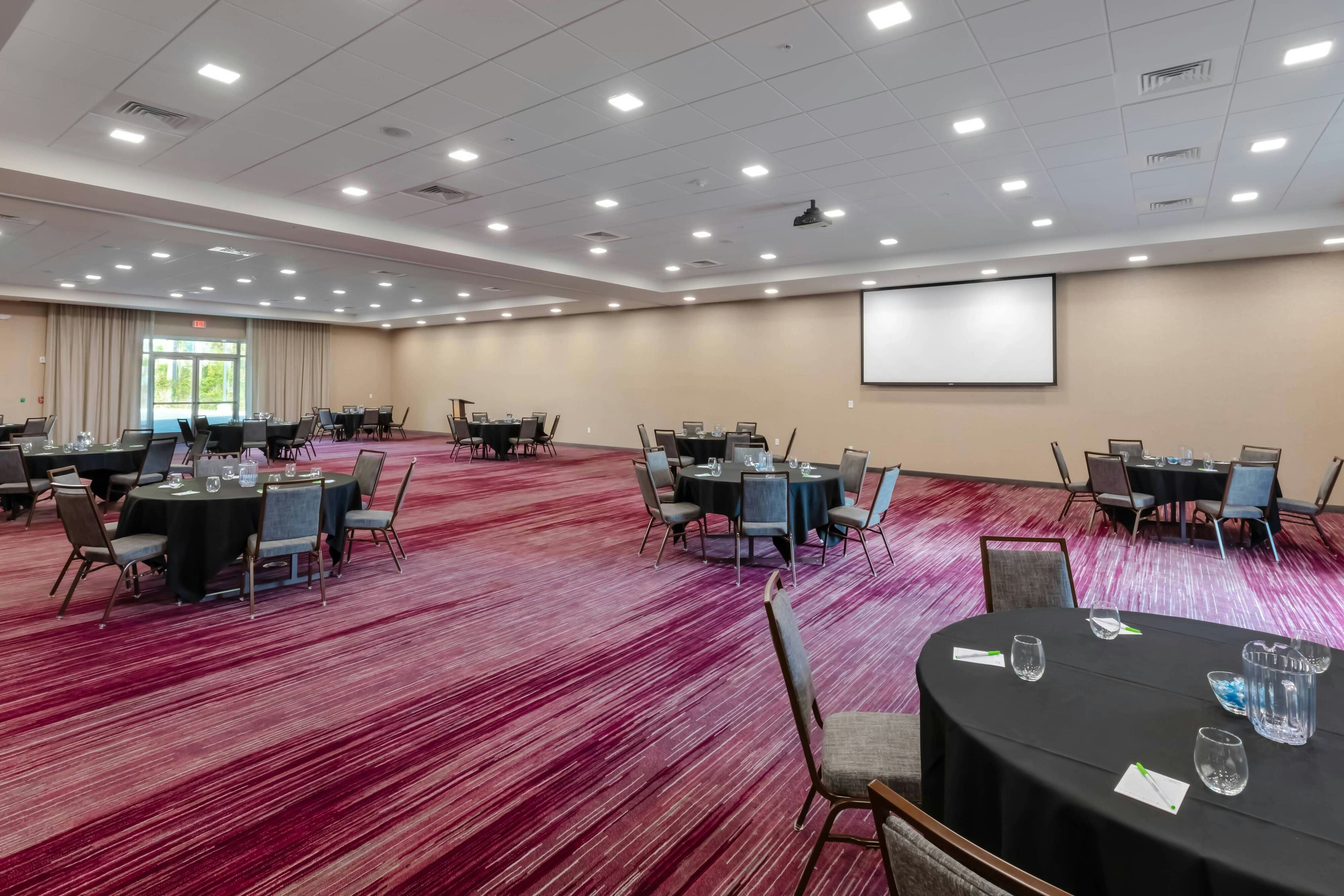 Courtyard By Marriott Savannah Airport 23/25