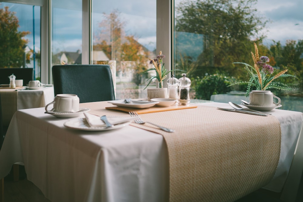 Cairngorm Guest House 33/39