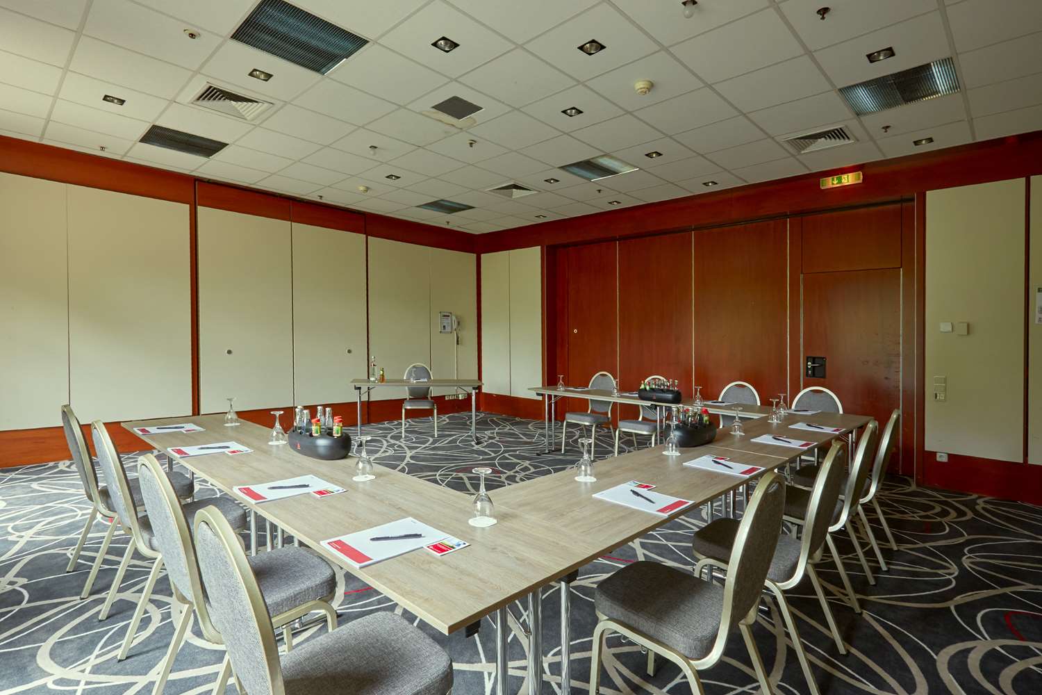 H+ HOTEL BAD SODEN 26/32