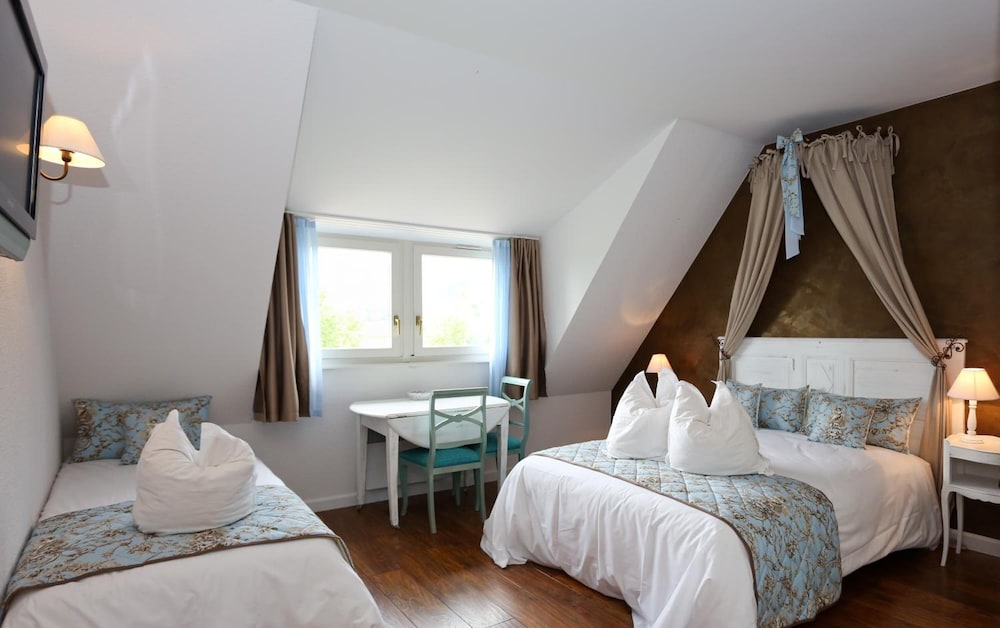 Le Verger Des Chateaux the Originals Relais Inter Hotel 12/69