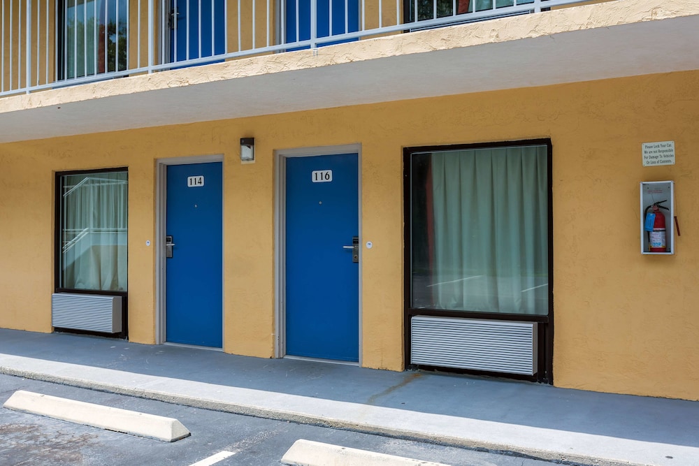 Motel6 Macclenny, FL in MACCLENNY - FL