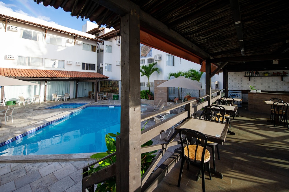 Hotel Costeiro 59/64