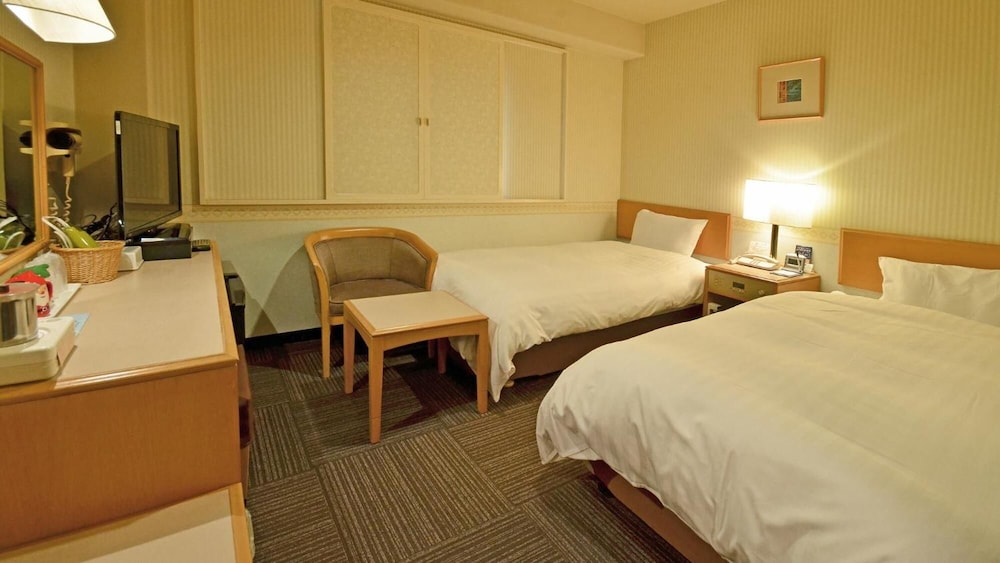 Omura Central Hotel 25/59