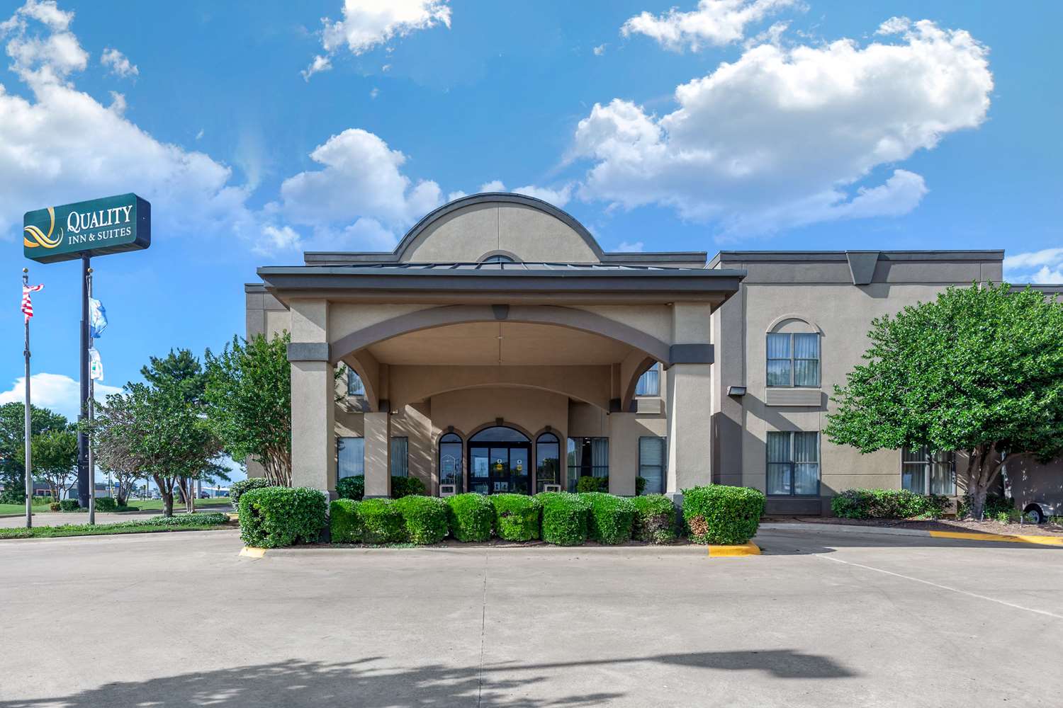 Quality Inn Suites Durant 4/28