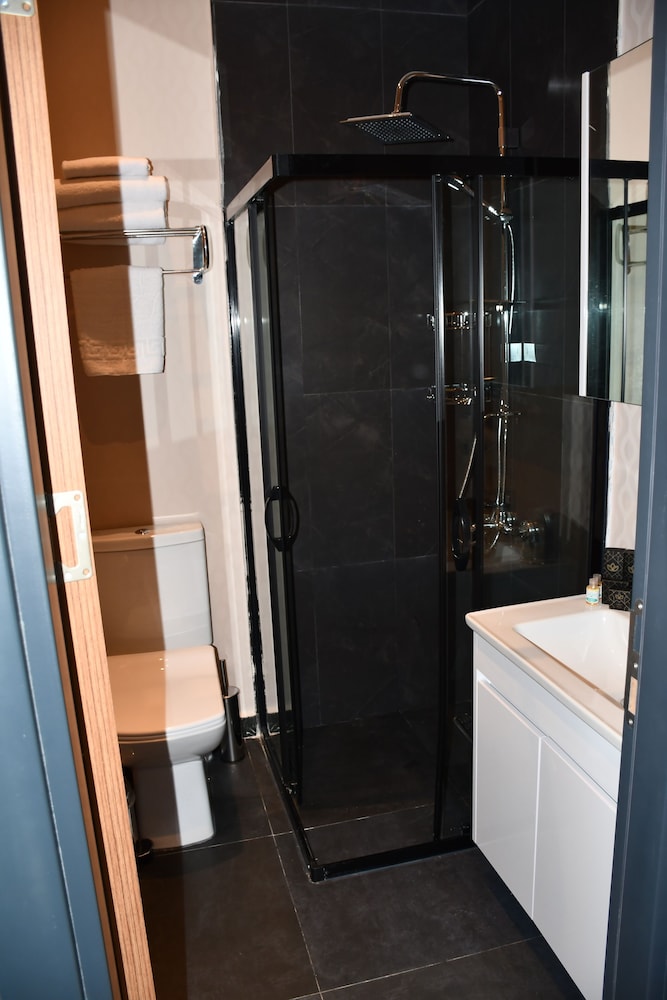 Hmz Luxury Hotel 29/29