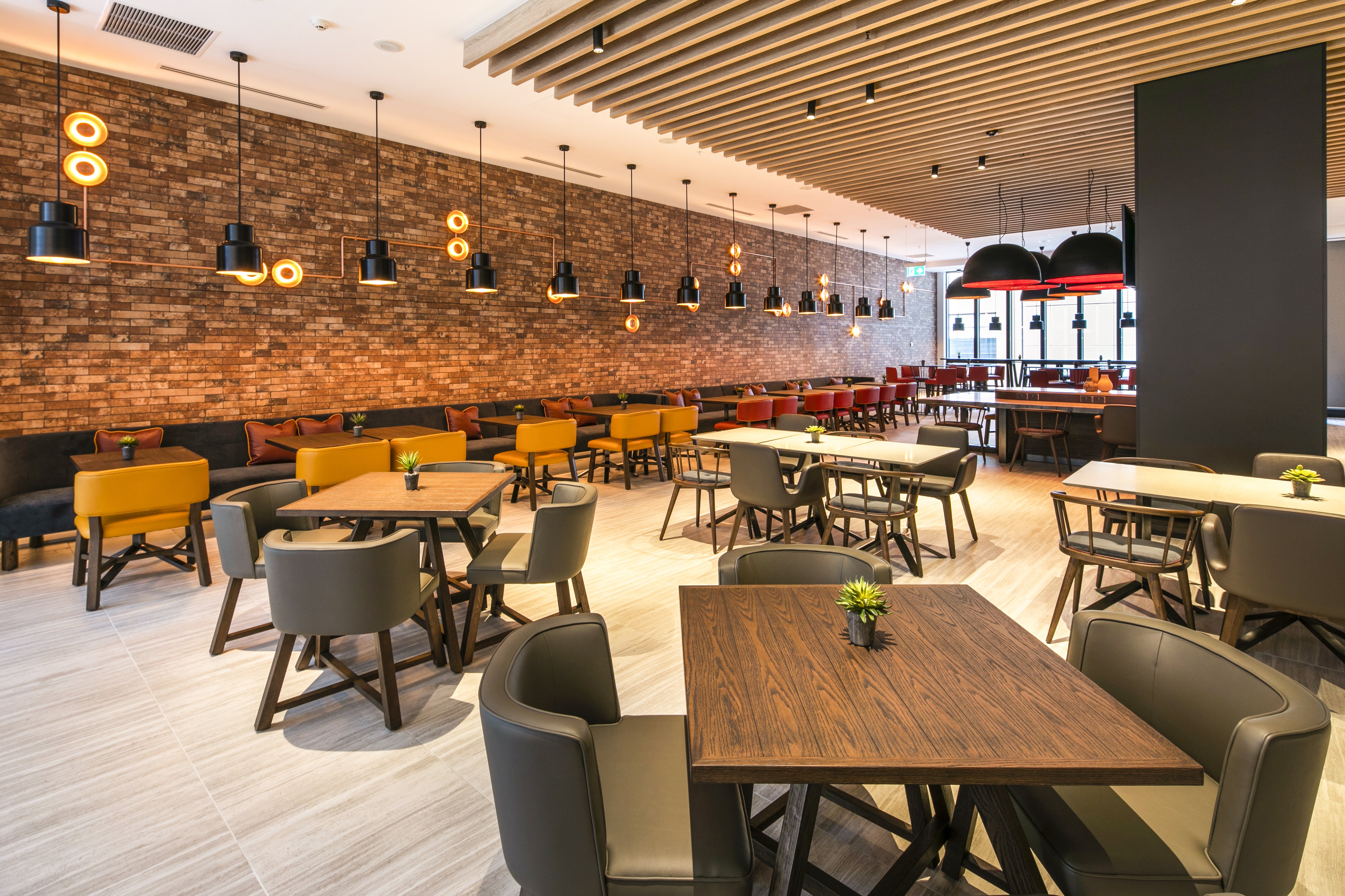 Holiday Inn Express Melbourne Little Collins 54/74