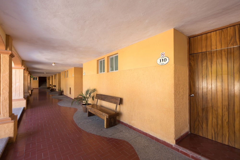 Hotel Margaritas 12/38