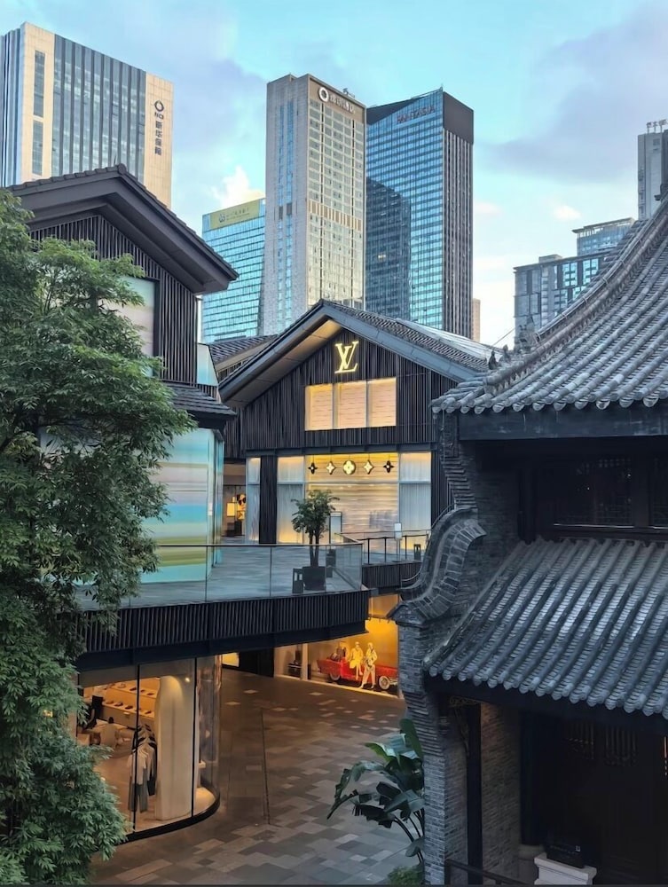 UrCove by Hyatt Chengdu Wenshufang Chunxi Road 4/50