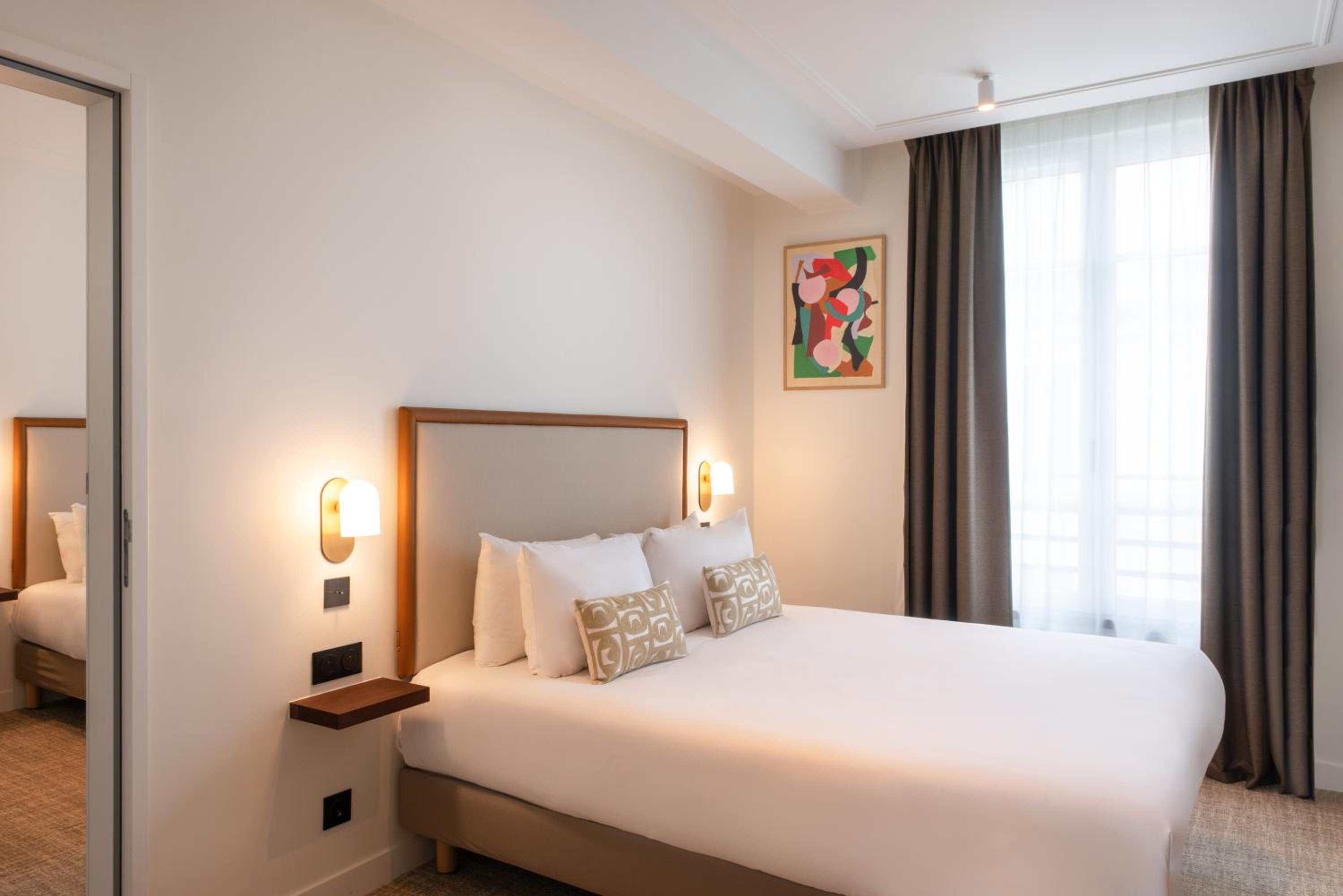 Connecting, Superior, 2 Double Beds
