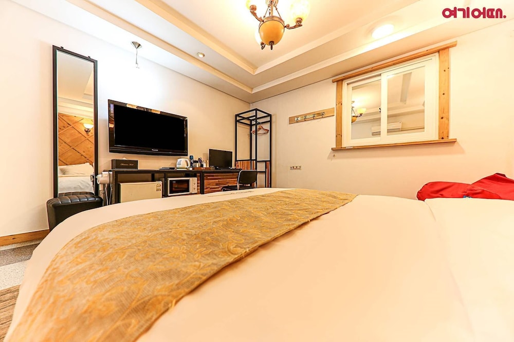 Cheonan Business Hotel 17/50