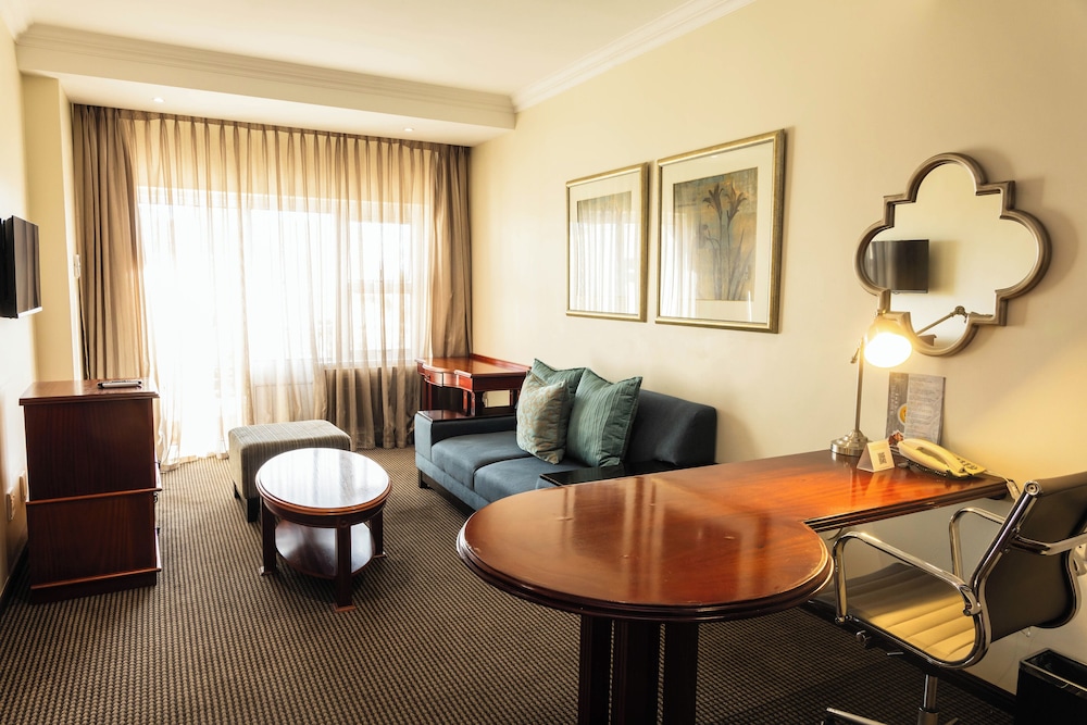 Premier Hotel Regent East London 40/59