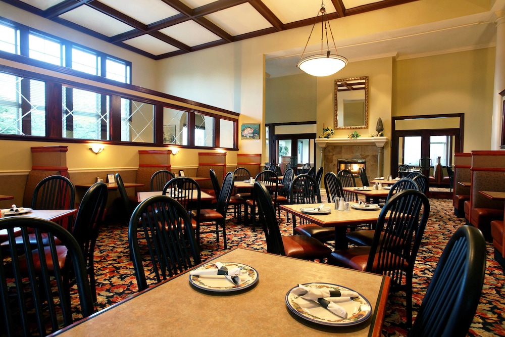Four Points by Sheraton Portland East 20/26