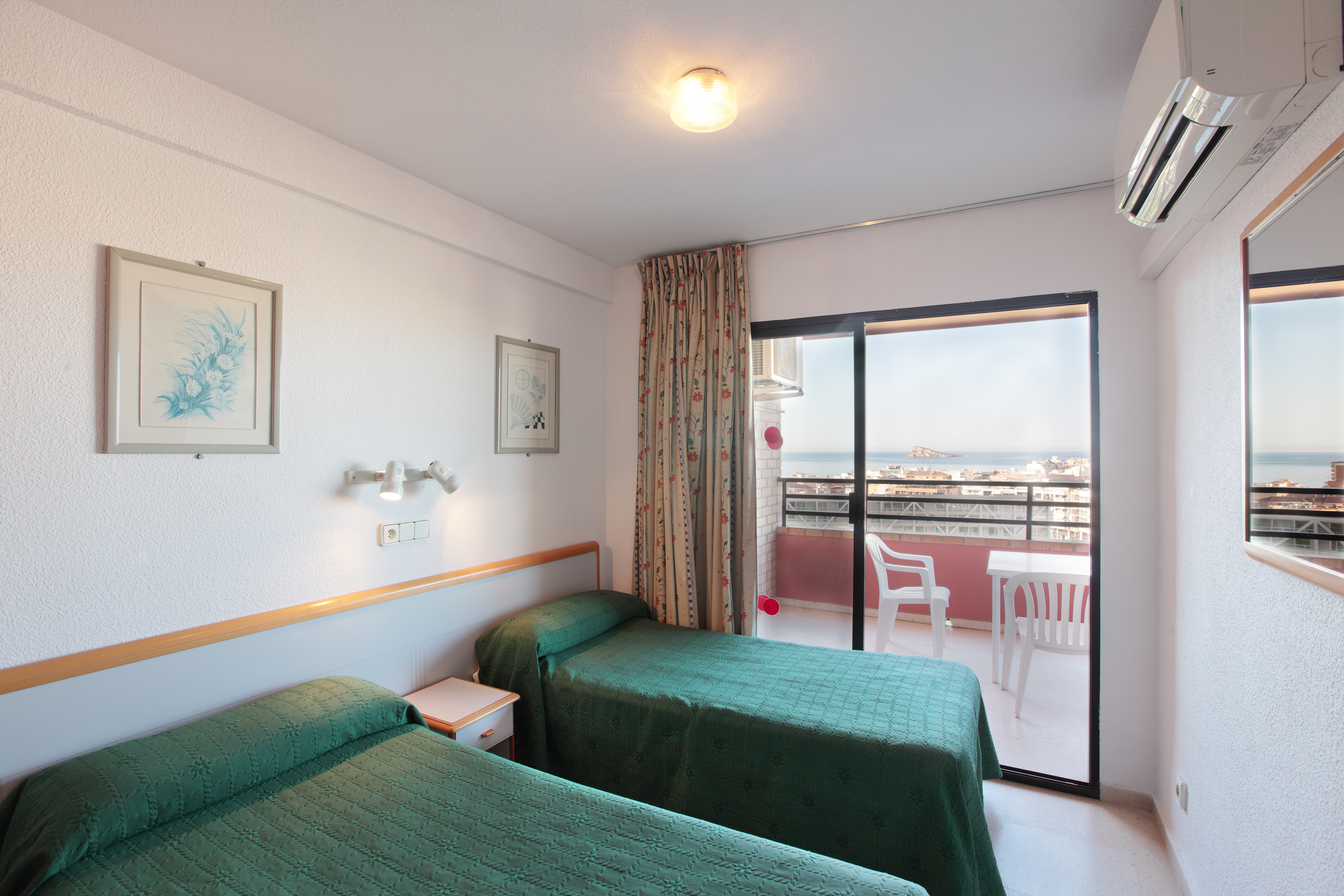 La Caseta Apartments 12/49