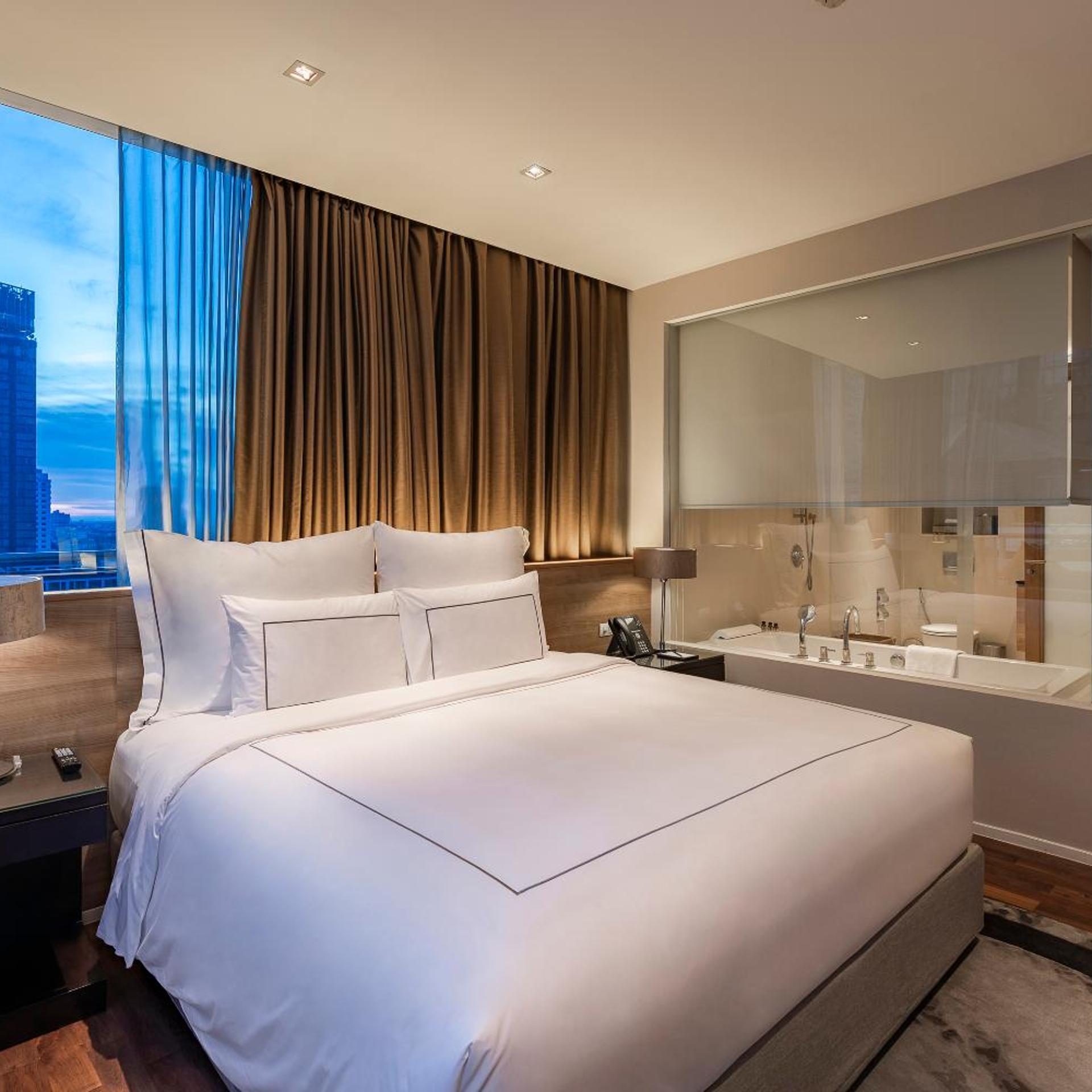 3 Bedrooms, Suite, Terrace
