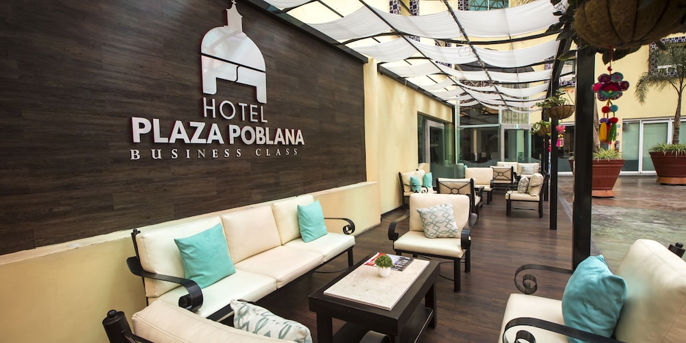 Hotel Plaza Poblana 40/67