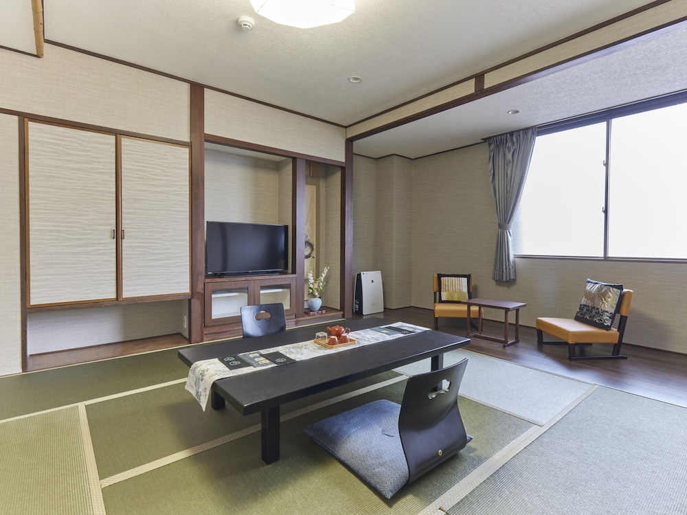 Gion Shinmonso 36/52