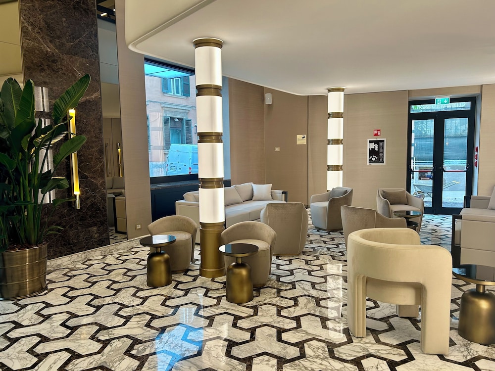 Aria Palace 24/30