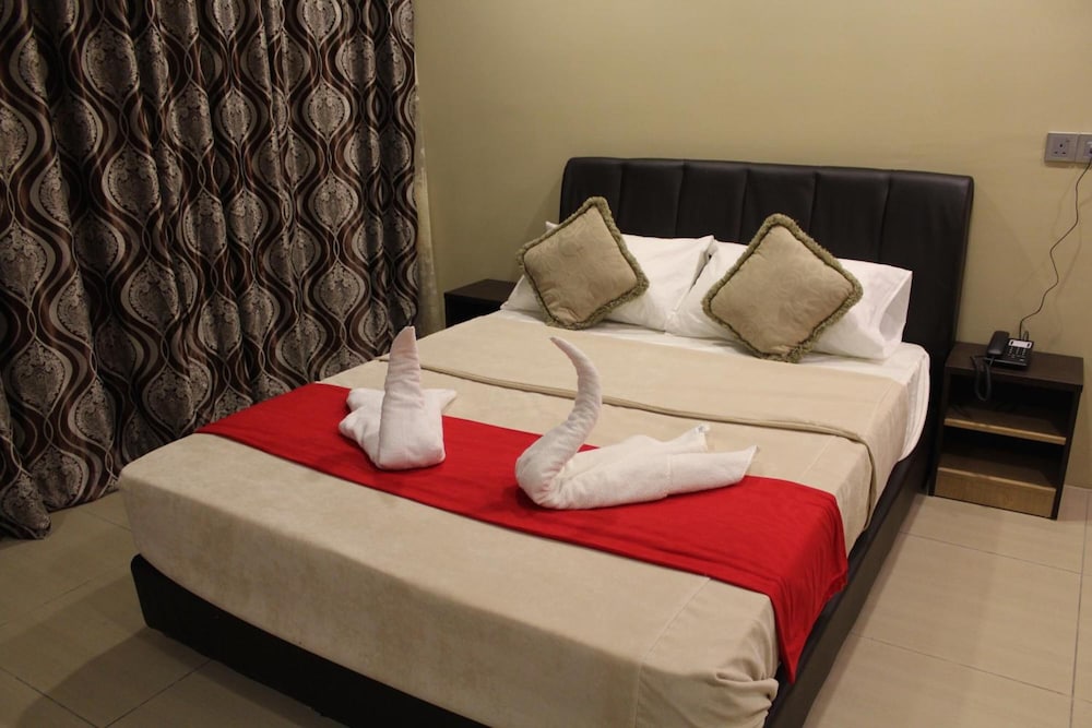 T Hotel Jalan Tar 25/45