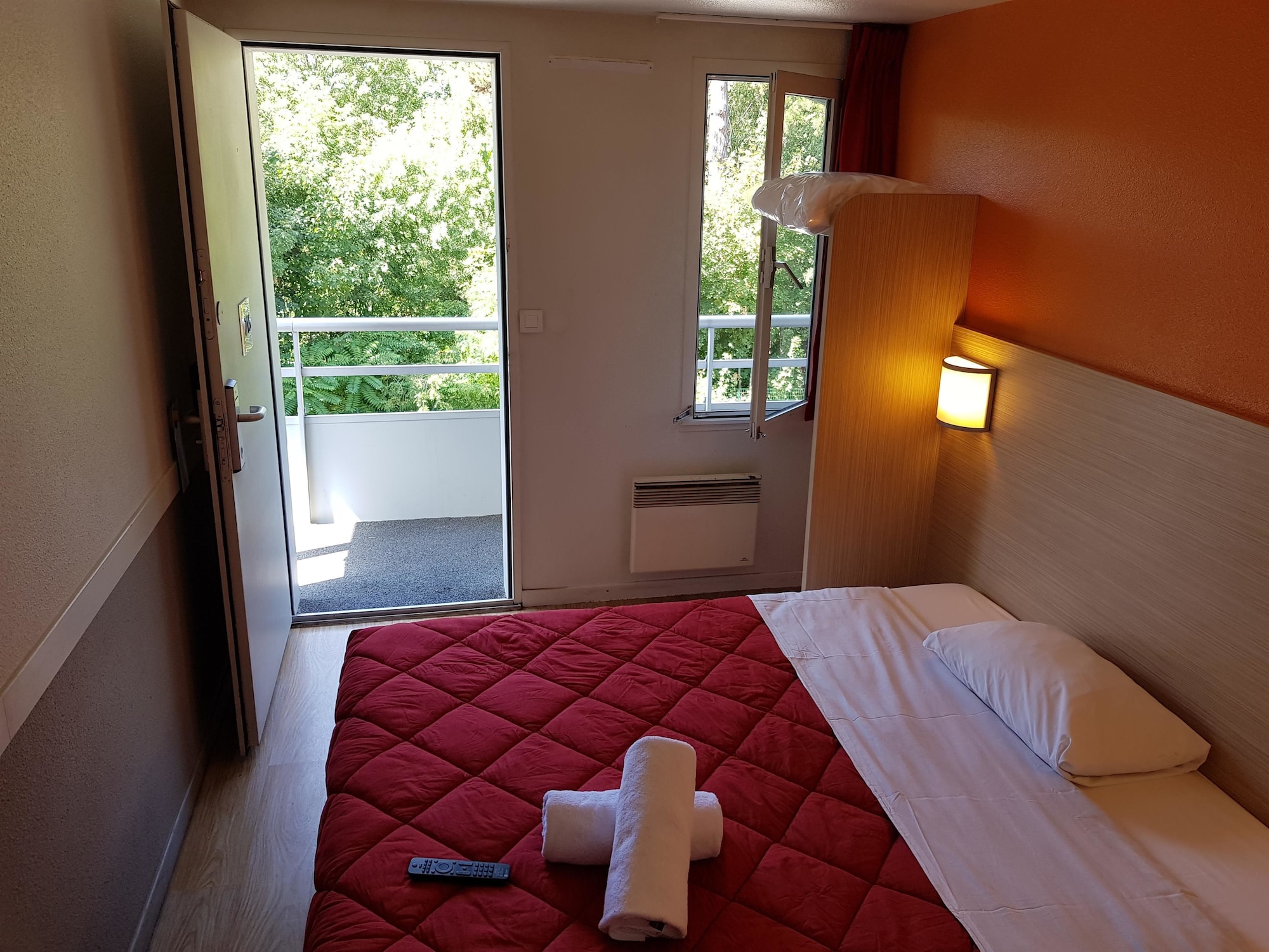 Standard, Double Bed