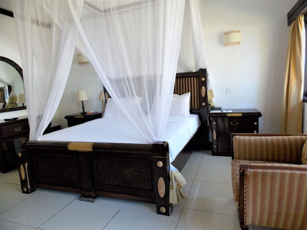 Muthu Nyali Beach Hotel & Spa Hotel, Mombasa 27/73