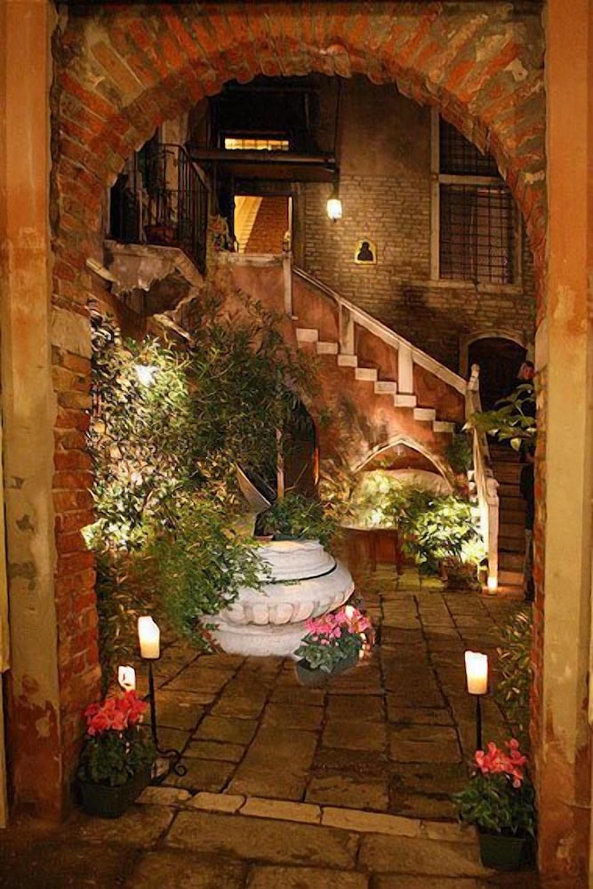 Residence Palazzo Odoni 10/15