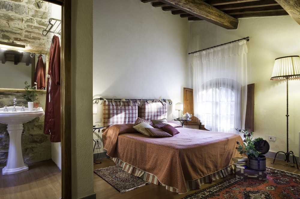 Tenuta Sant'ilario 27/48