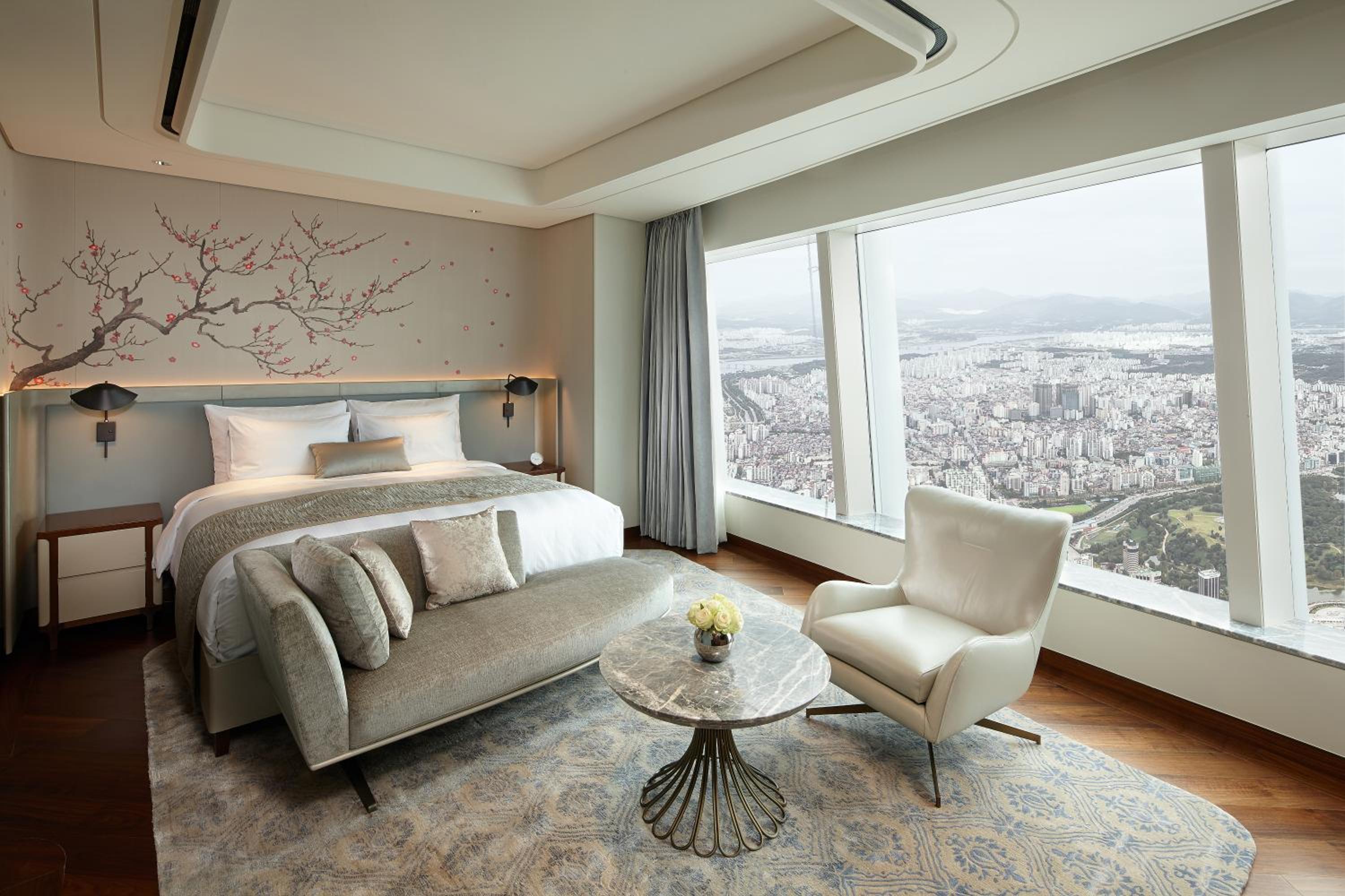 DELUXE, SUITE, DOUBLE BED