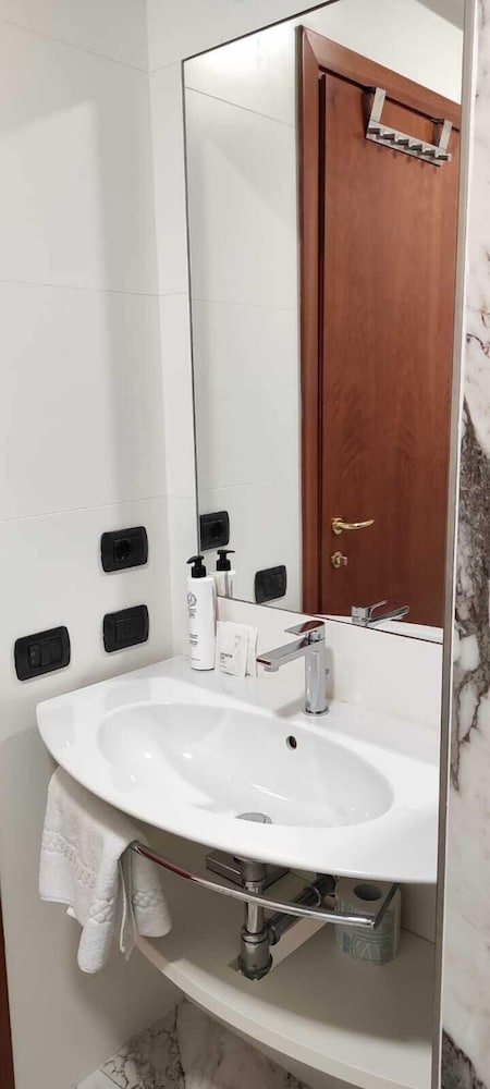Hotel La Villetta 65/65