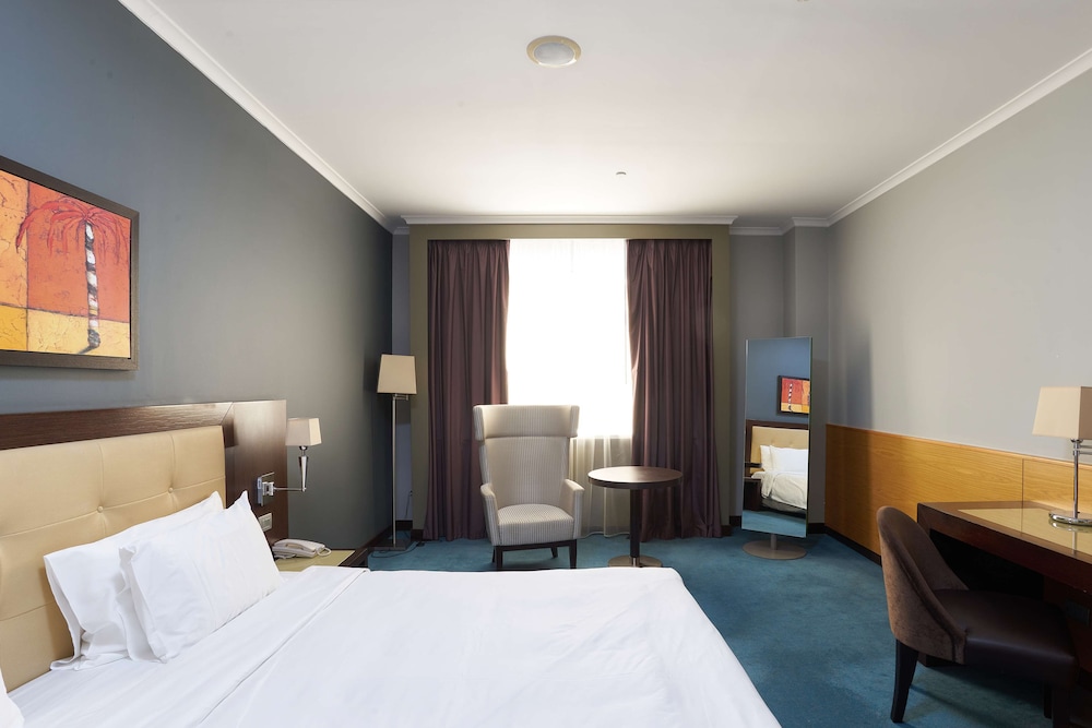 Radisson Hotel Astana 14/71