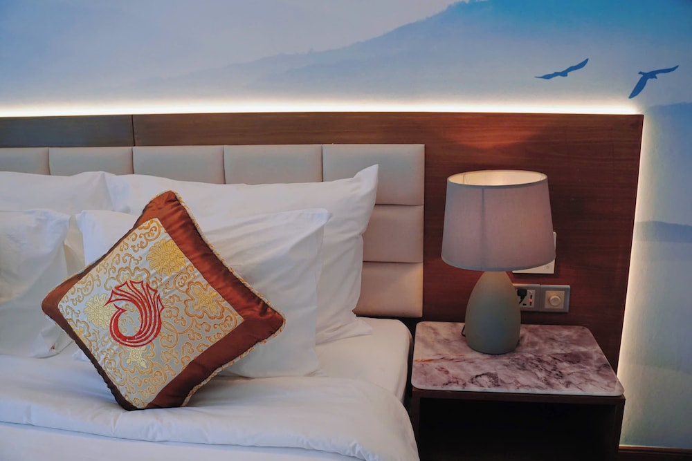 Phoenix Resort Bac Ninh 30/64