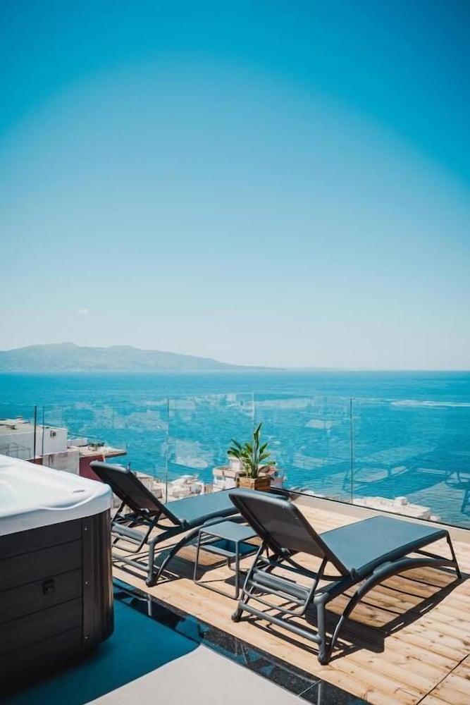 Hotel Teuta 44/50