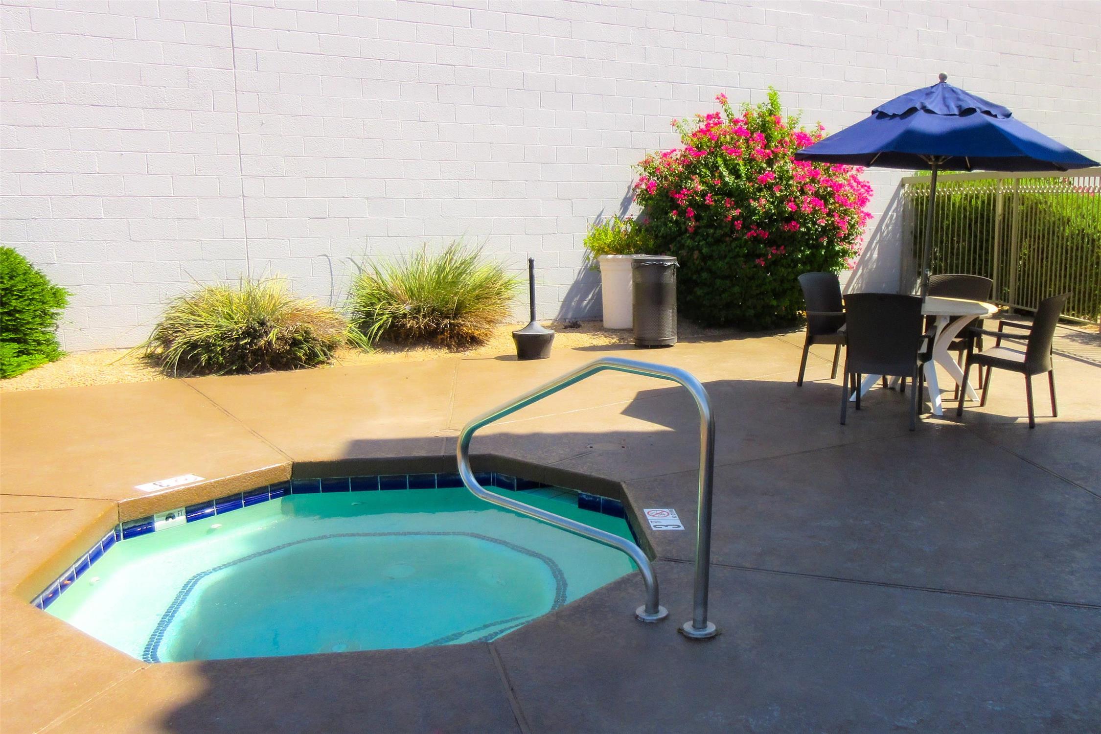 Comfort Inn & Suites Phoenix North / Deer Valley 29/31