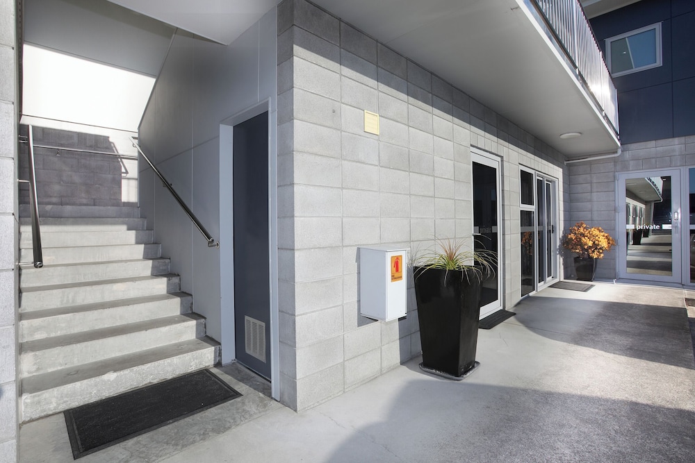 City Corporate Motor Inn 35/42