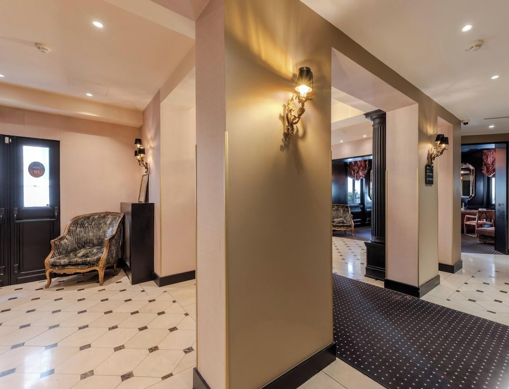 Hotiday Room Collection - Paris Arc de Triomphe 12/50