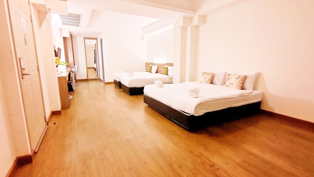 View Dee BKK Airport Residence 12/35