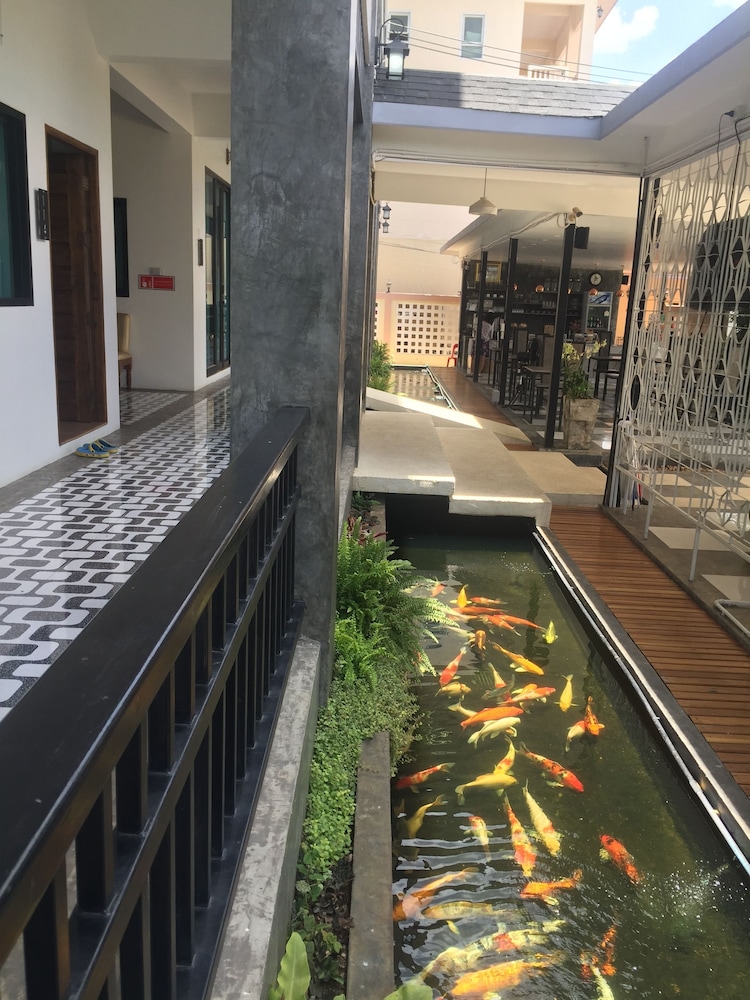 Phetcharat Grand Hotel Maesot 2/50