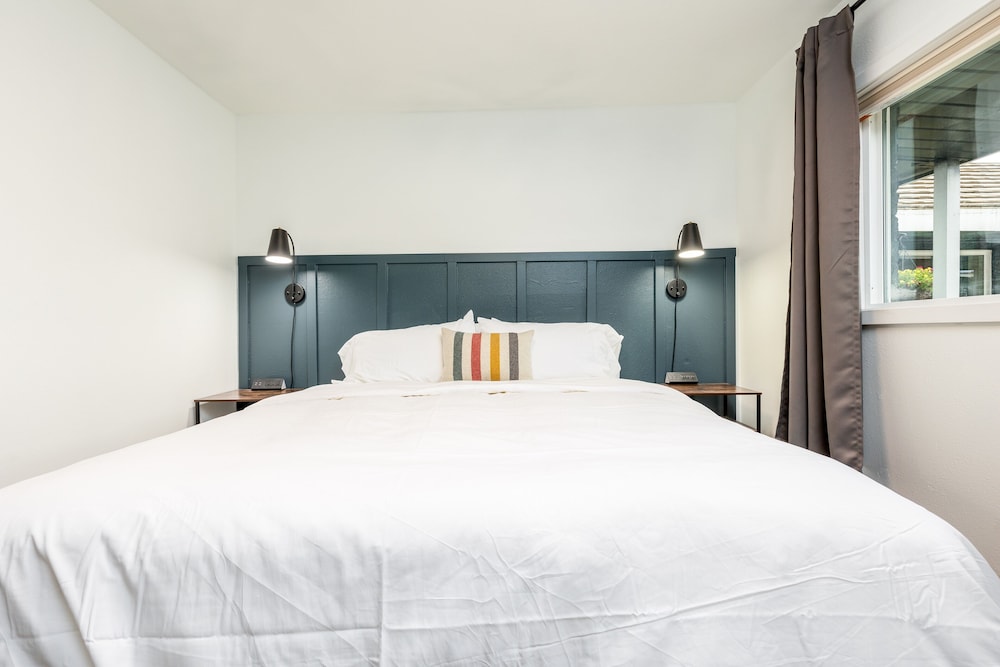El Grand, King Bed