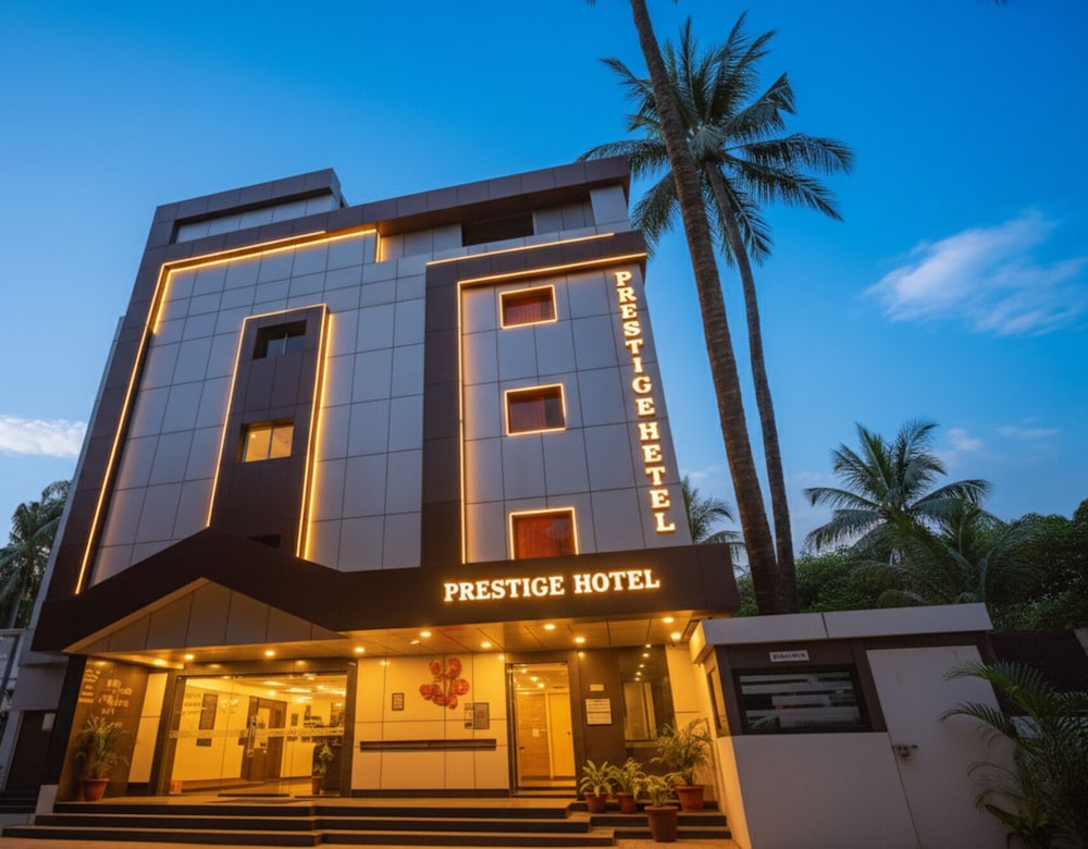 Prestige Hotel 2/50