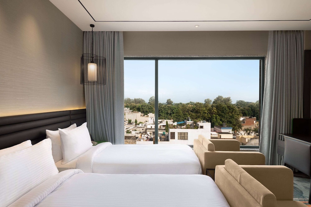 Ramada Encore by Wyndham Bareilly Civil Lines 14/58