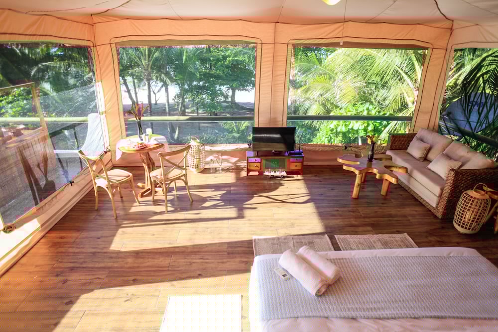 Tropico Latino Hotel 42/74